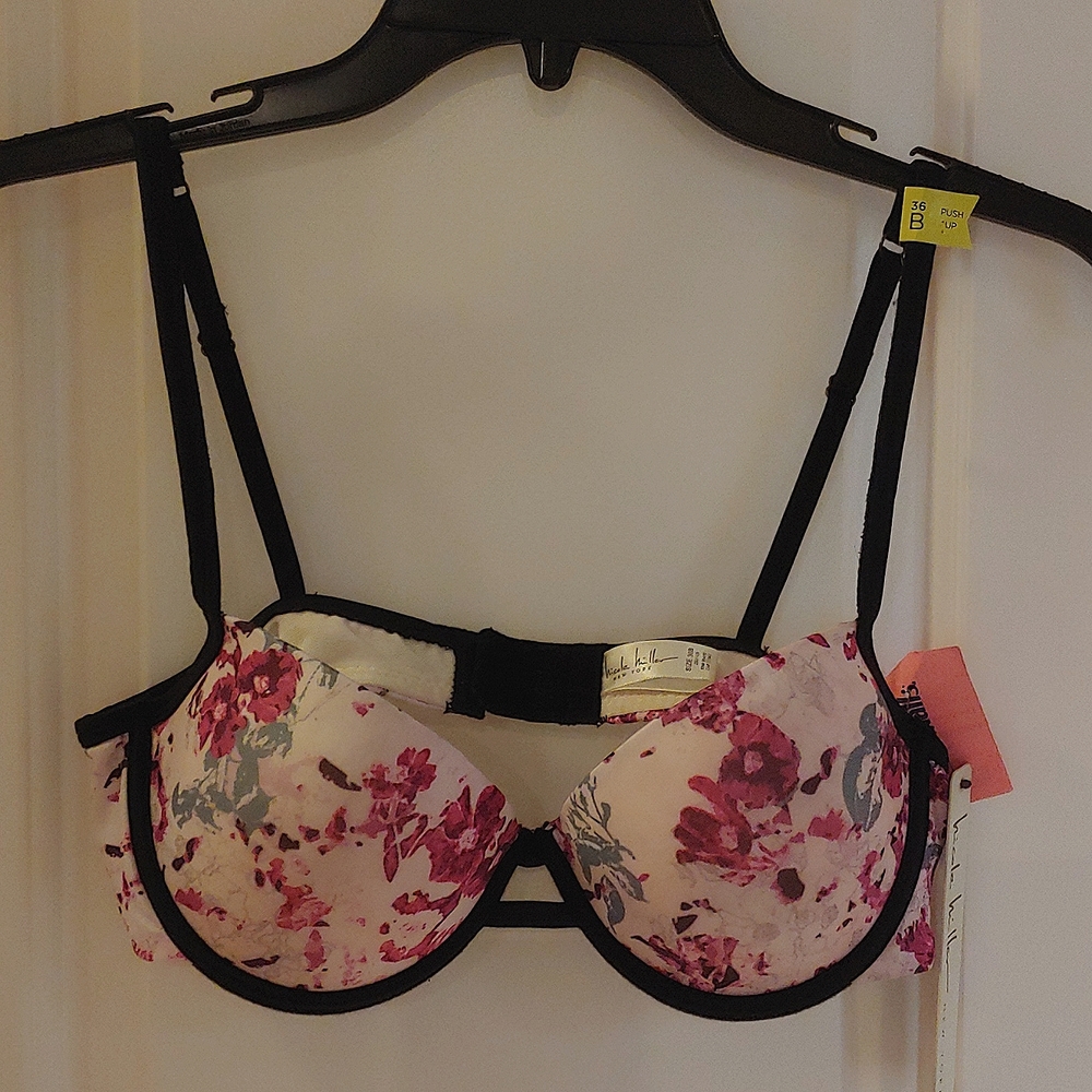 Nicole Miller bra, size 36B.